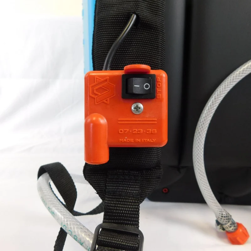 Irroratrice a zaino EASY con batteria 12V
