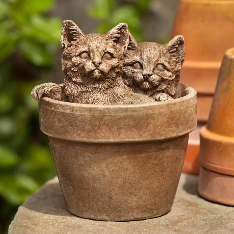 Sprouts Kittens Concrete Garden Statue - Campania #A437
