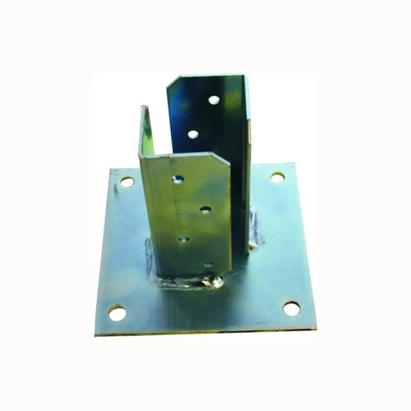 Supporto di ancoraggio pali a pavimento con piastra 9x9