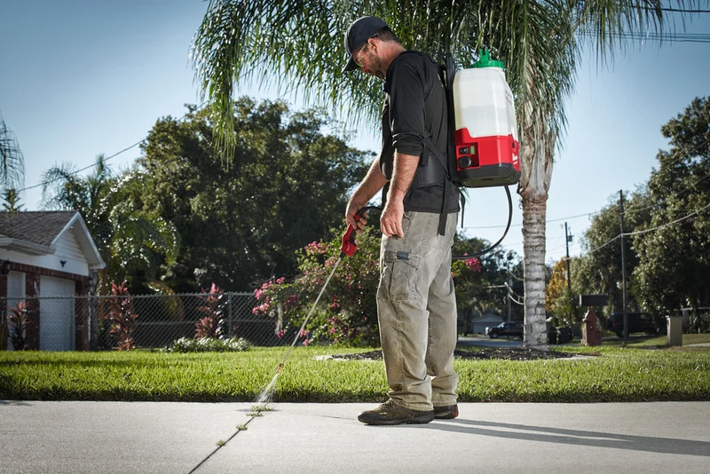 Milwaukee M18 BPFP-CST - Serbatoio e lancia per prodotti chimici (per M18 BPFPH)