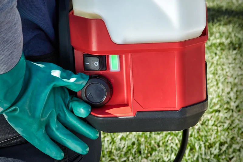 Milwaukee M18 BPFP-CST - Serbatoio e lancia per prodotti chimici (per M18 BPFPH)