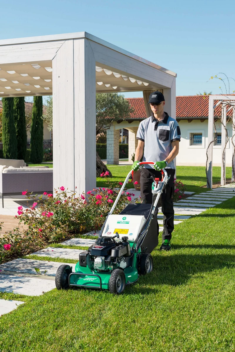 Rasaerba Orec GRH537 PRO - trazionato IDROSTATICO - con piatto in alluminio e ALLESTIMENTO PRO