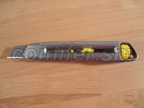Cutter Stanley InterLock 10-018 (18mm)