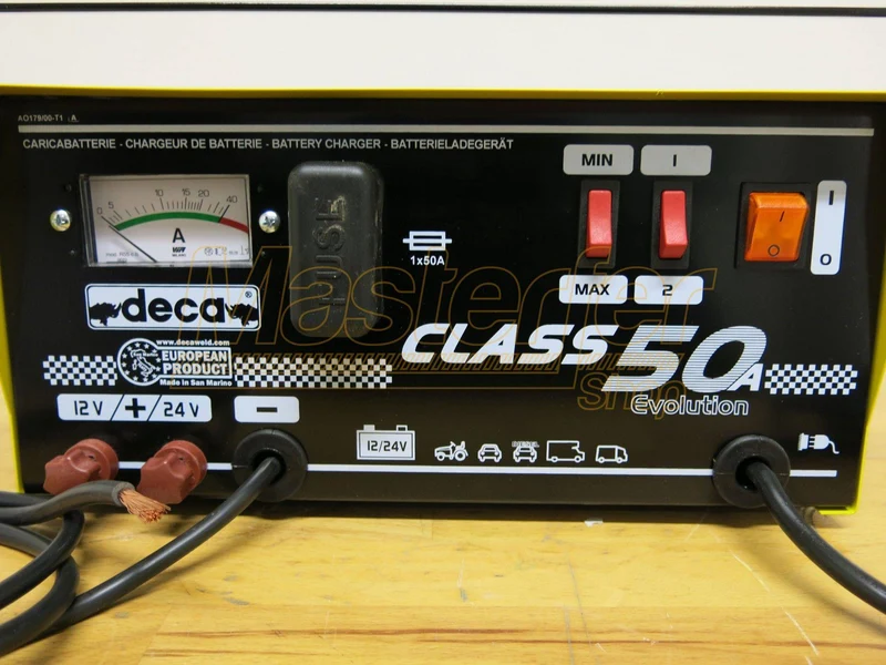 Caricabatterie elettromeccanico 12-24V Deca CLASS 50A (carica 50 A)