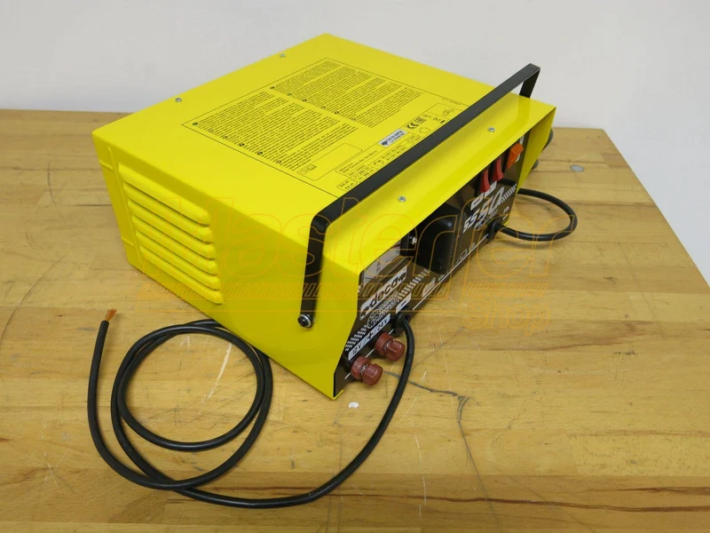 Caricabatterie elettromeccanico 12-24V Deca CLASS 50A (carica 50 A)