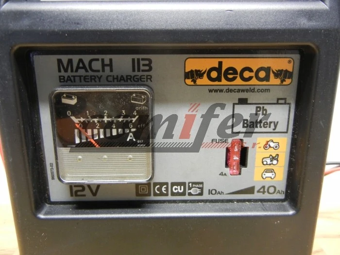 Caricabatterie elettromeccanico 12V Deca MACH 113 (carica 3 A)