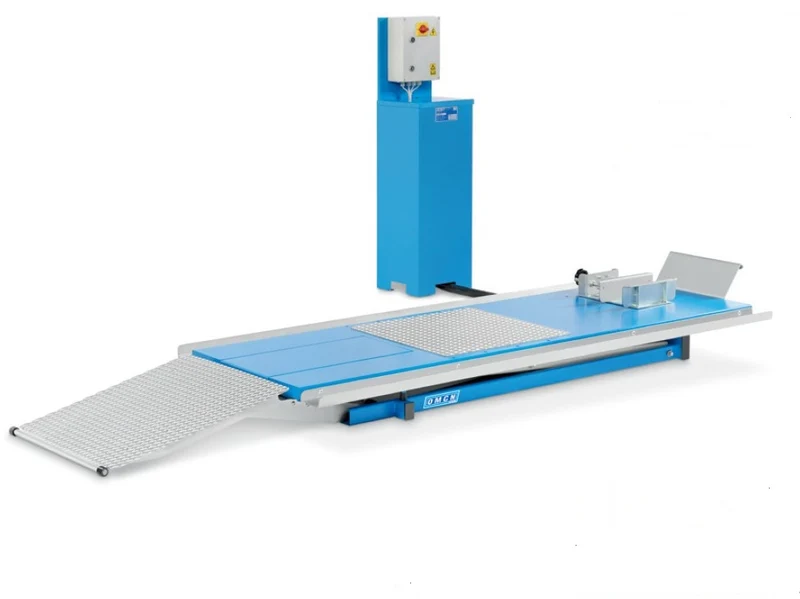 Omcn 196/PL+A11 , 220V Sollevatore moto , con pompa elettroidraulica ,portata 500 kg , 1,5 Kw