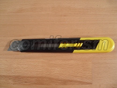 Cutter taglierino Stanley SM18 10-151 (18mm)