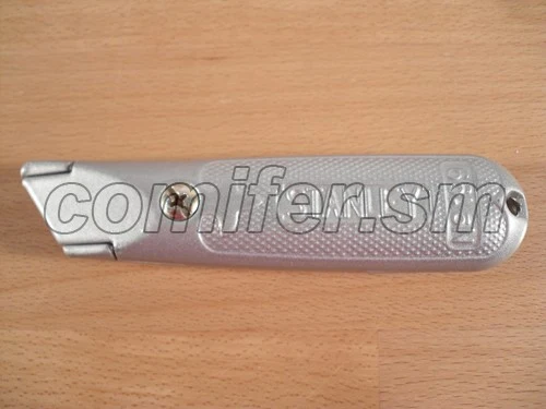 Coltello taglierino Cutter Stanley Lega di Zinco 10-199 professionale