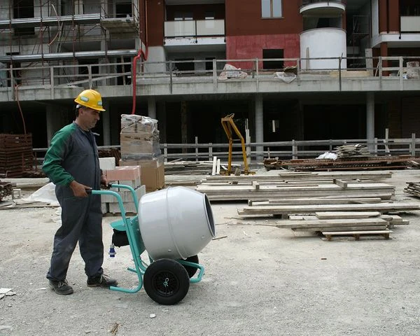 Betoniera Imer Rollbeta 130 - Vasca Plastica HDPE 1105403 Capacità 138 Litri 300W - 220V