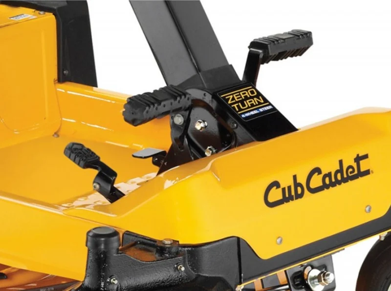 Cub Cadet XZ6 S127 Zero turns trilama 127cm KAWASAKI 726cc , bicilindrico raggio zero