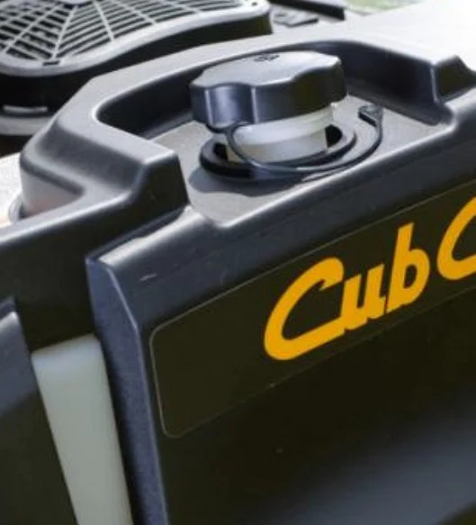 Cub Cadet XZ6 S107 - Trattorino rasaerba zero turns trilama - Taglio 107cm 679cc - Raggio zero