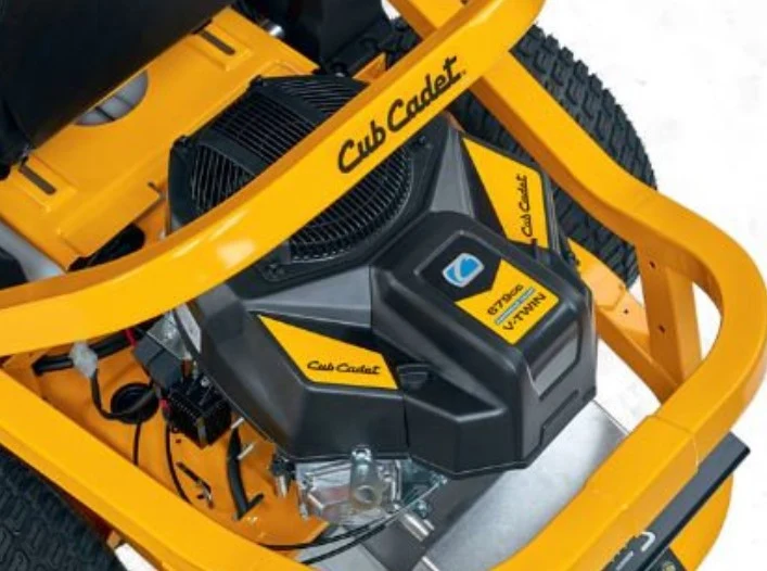 Cub Cadet XZ6 S107 - Trattorino rasaerba zero turns trilama - Taglio 107cm 679cc - Raggio zero