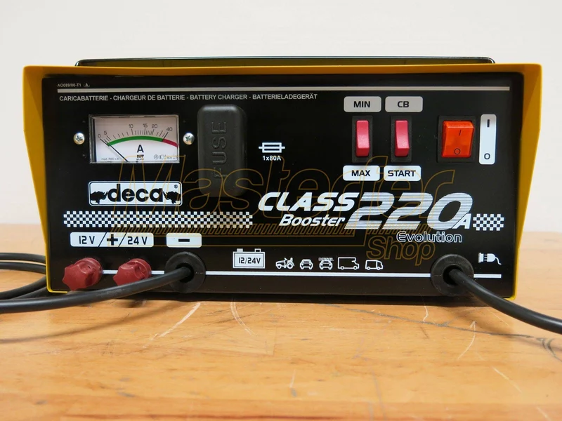 Avviatore caricabatterie 12-24V - Deca CLASS BOOSTER 220A (carica 20 A - avviamento 230 A)