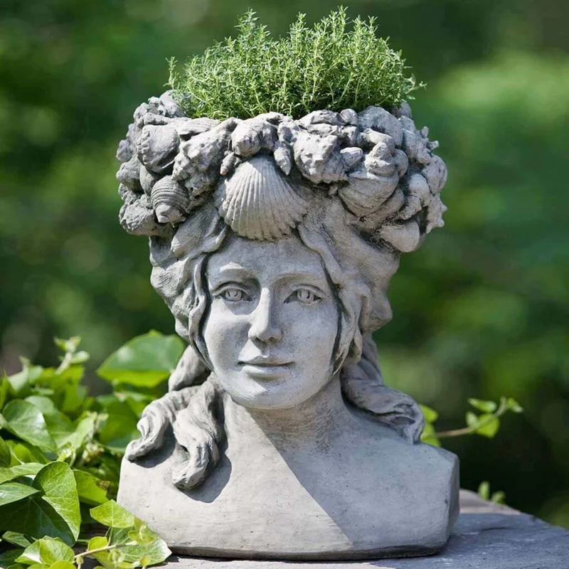 Williamsburg Orabelle Concrete Planter - Campania #P559