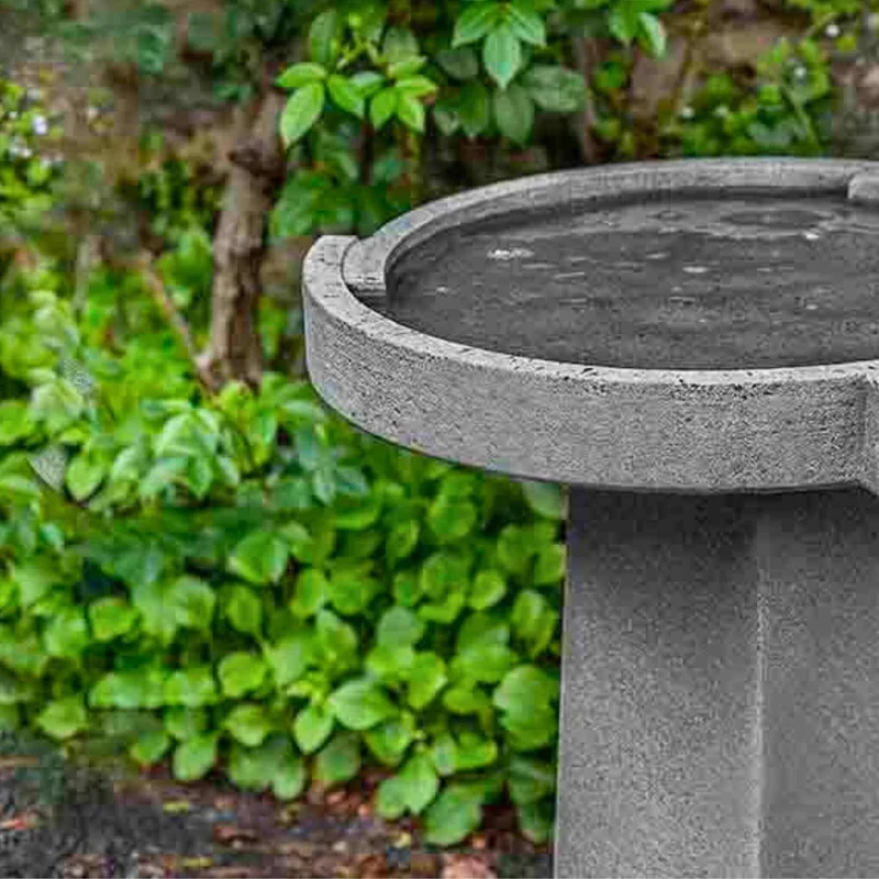 Concept Small Concrete Bird Bath - Campania #B186