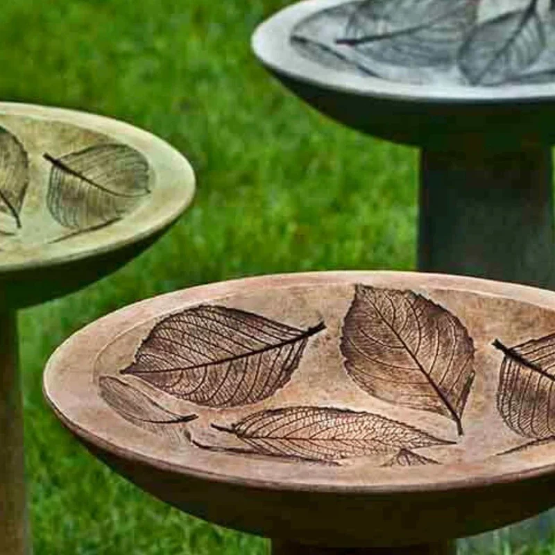 Hydrangea Leaf Concrete Bird Bath - Campania #B160