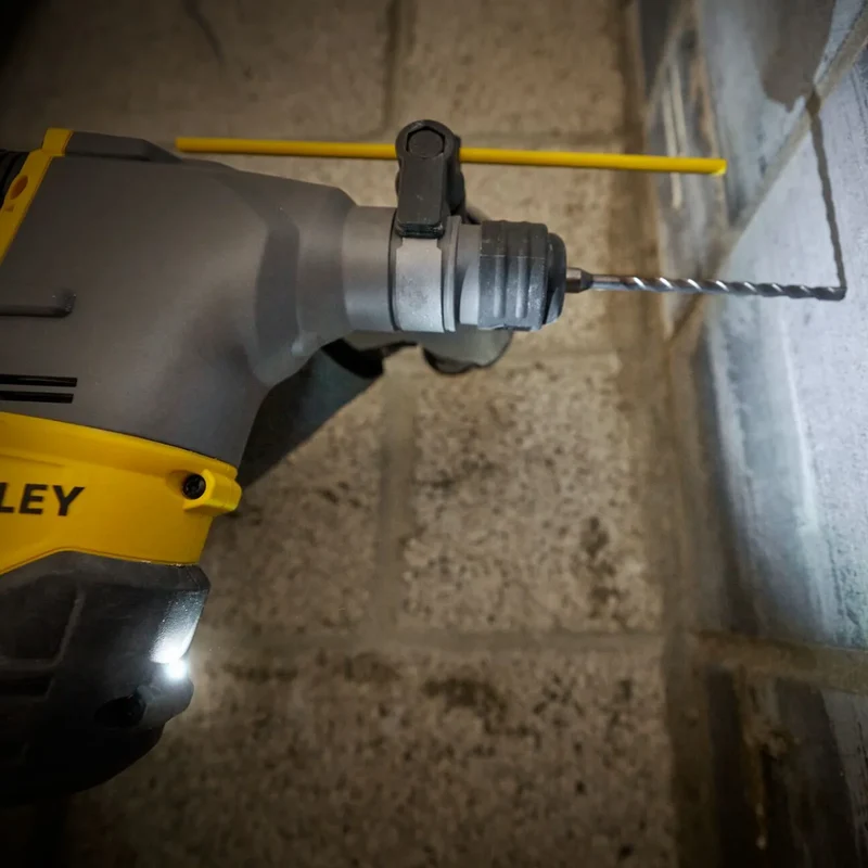 STANLEY SFMCH910M2T-IT Martello SDS-Plus compatto V20 -18V - 2.5J 2x4Ah