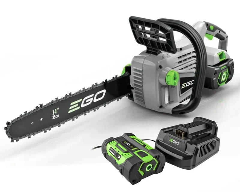 Promo Kit Ego Power CS1411E Motosega da 35cm + Batteria 2.5 Ah + Caricabatteria Standard + OMAGGIO Sacca Portamotosega + OMAGGIO Tosasiepe HT5100E
