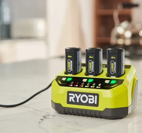 Ryobi RC43P Caricabatterie 220V sequenziale per batterie Usb 4V serie RB4L