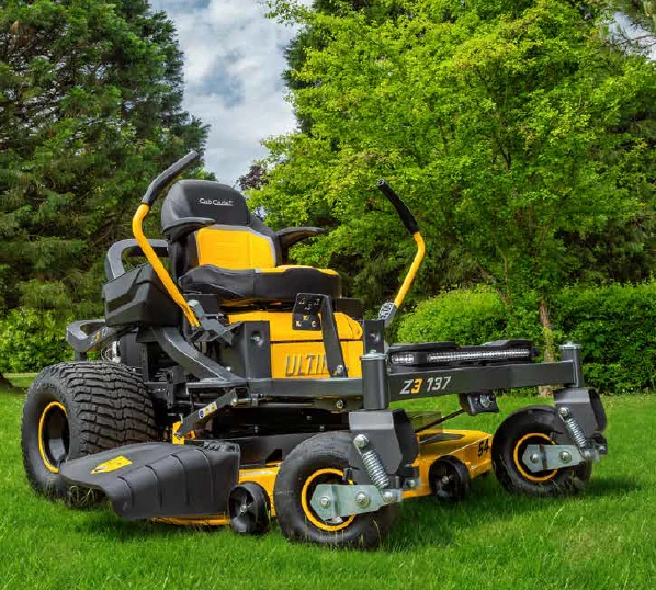 Cub Cadet Z3 137 Rasaerba zero turn a leve , raggio zero per pendenze 46% (25°) , taglio 137 cm , c.c. 726 Trasmissione Doppia Hydro