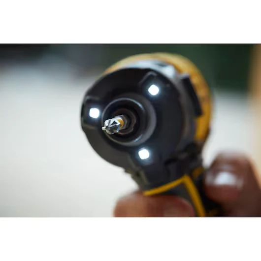 Stanley SFMCF820D2K-QW – Avvitatore a impulsi brushless 18V V20 - 2 x 2Ah in valigetta