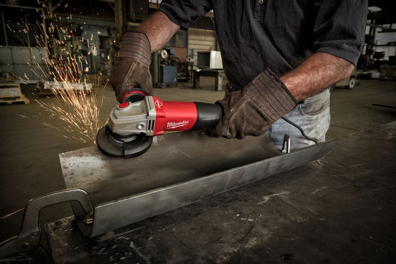 Milwaukee AG 13-125 XSPD - Smerigliatrice elettrica con disco da 125 mm