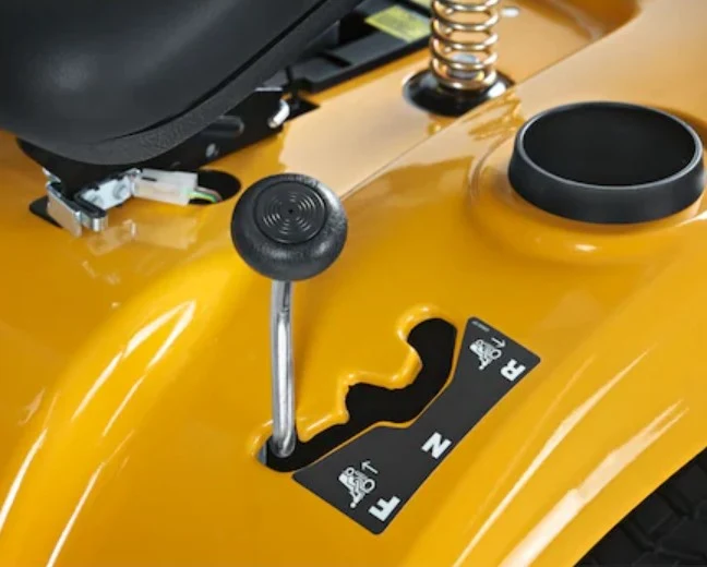 CUB CADET LT3 PS107 Trattorino Larghezza Taglio 107 cm