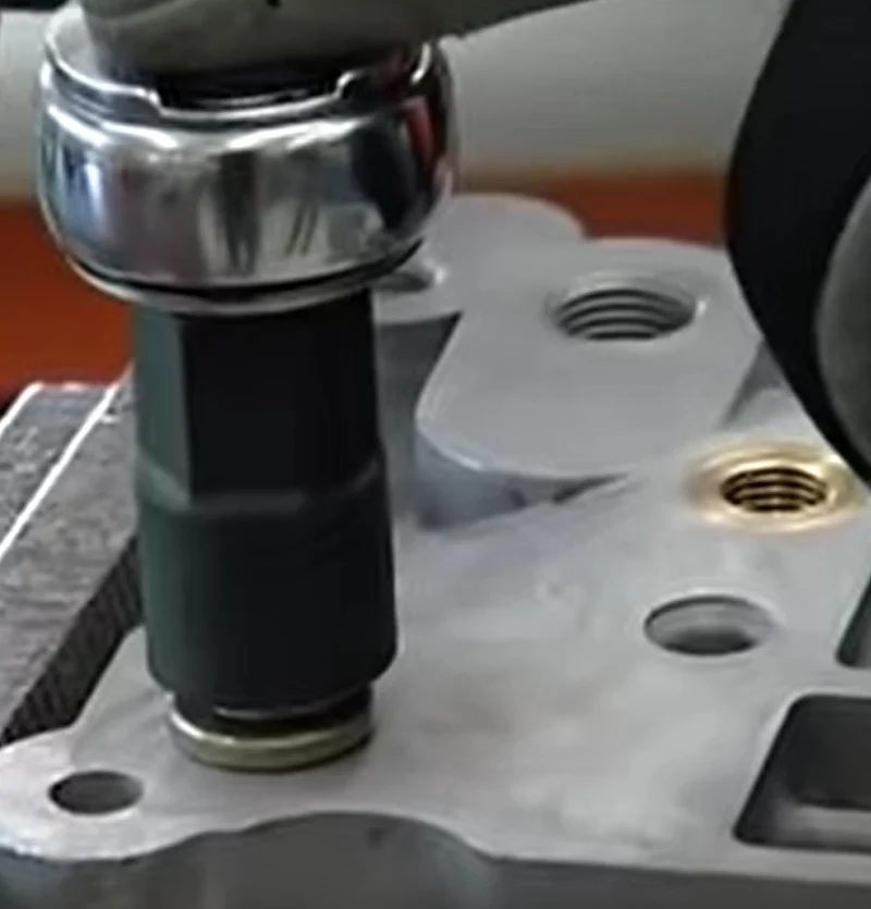 Beta 1428/SB11 Serie di estrattori per dadi destrorsi danneggiati con guida SB2 014280111