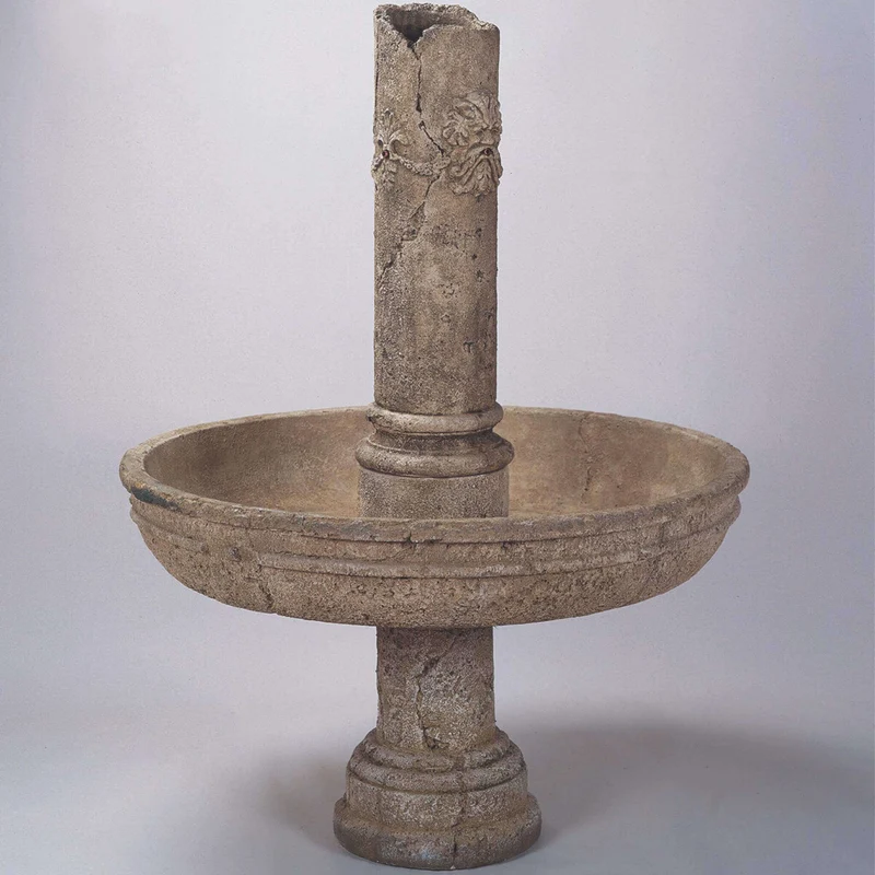 Green Man Ruin Concrete Fountain - Giannini #1023