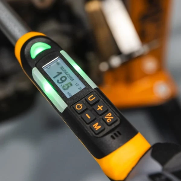 Beta 599DGT-AW/135 - Chiave dinamometrica elettronica con lettura coppia/angolo e invio dati wireless - 27÷135