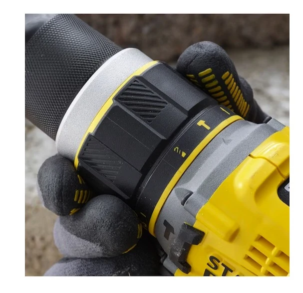 Stanley SFMCD721M2K-QW - Trapano avvitatore 18V brushless a percussione - 2 x 4Ah