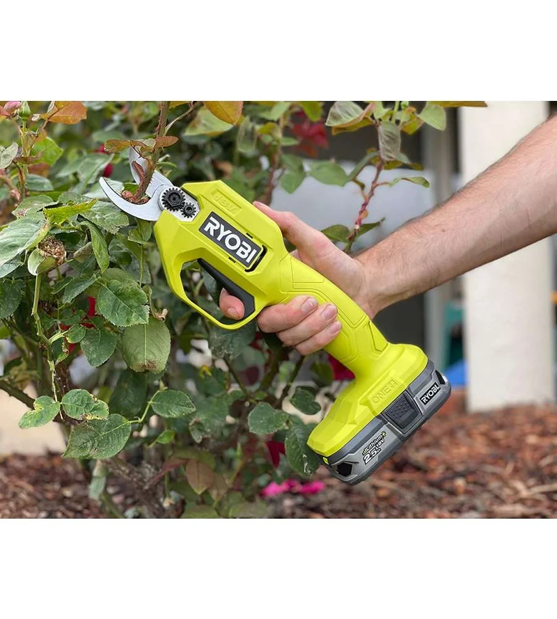 Ryobi RY18SCA-115P - Cesoia forbice da potatura a batteria 18V - 1 x 1,5 Ah - in fodero