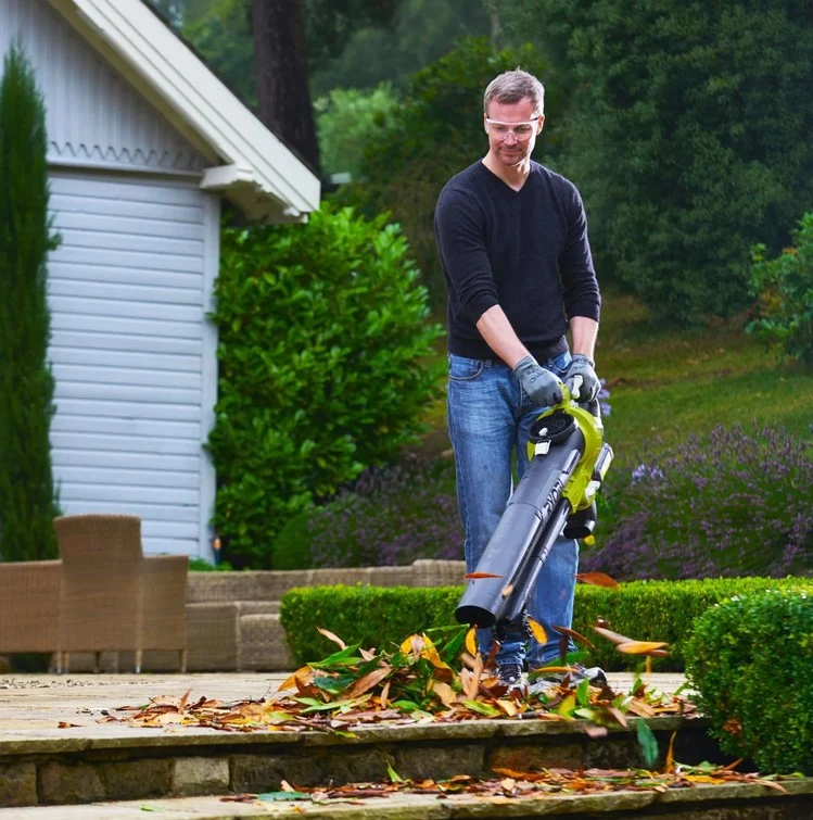 Ryobi RBV36B Soffiatore Aspiratore BRUSHLESS 36V professionale solo corpo macchina