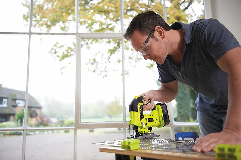 Ryobi R18JS seghetto alternativo 18V (corpo)