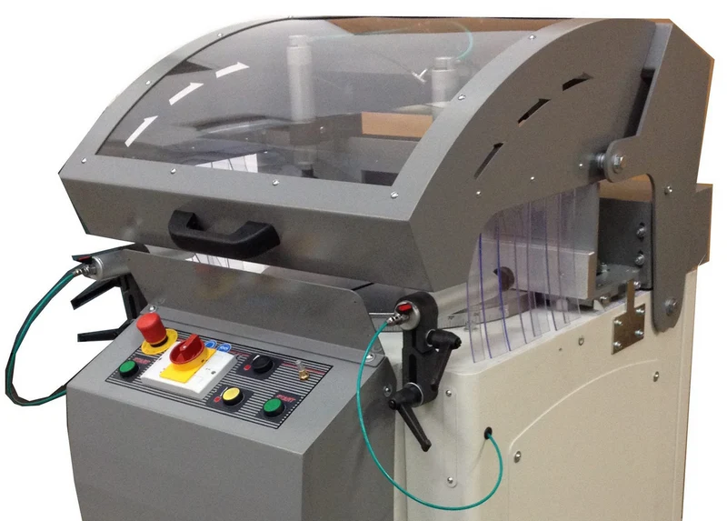 Robtech LUNA450 - Troncatrice monotesta ascendente, per profilati ed estrusi in alluminio, PVC e leghe leggere.