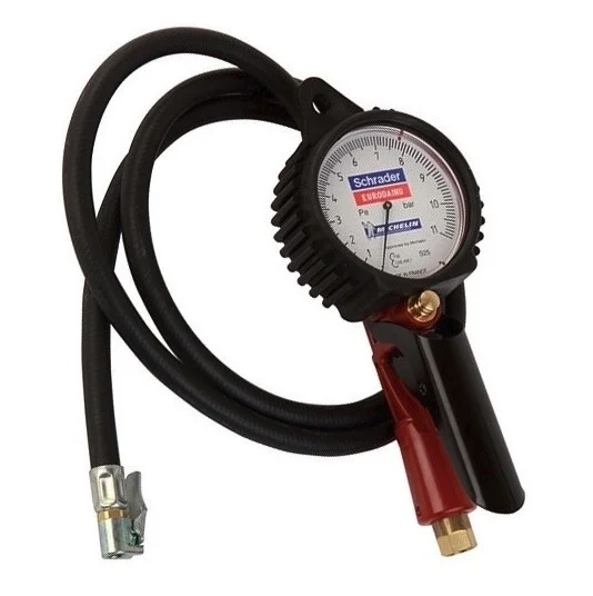 Kit gonfiaggio pneumatici - Compressore Stanley DST 101/8/6 super silenzioso - Pistola Michelin by Schrader - Avvolgitubo 9 metri