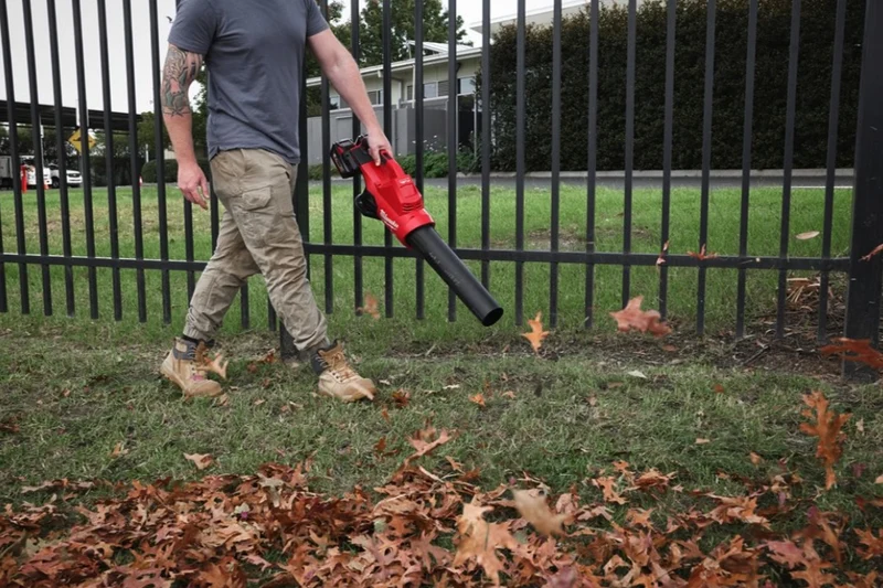 Milwaukee M18 F2BL-0 - Soffiatore a doppia batteria 18V - solo corpo
