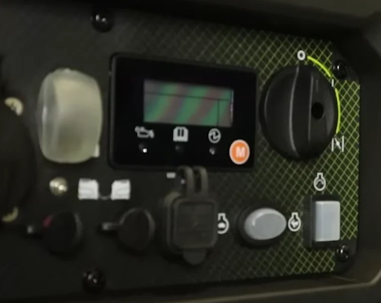 Pramac P3500i - Generatore di corrente inverter silenziato max 3,3 KW con accensione elettrica