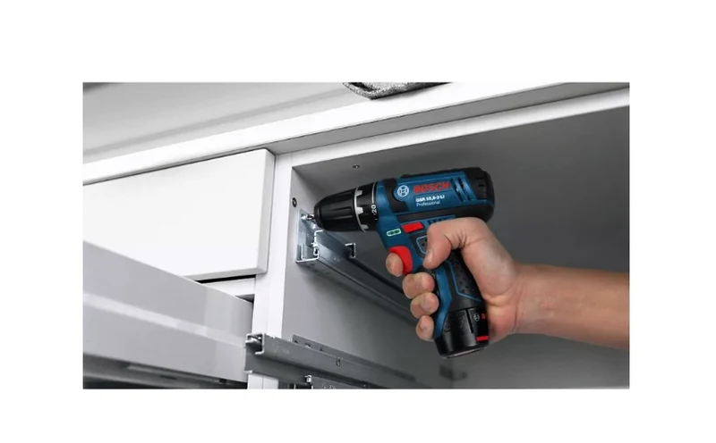 Bosch GSB 12V-15 Professional Trapano avvitatore, 2 x 2Ah in borsa