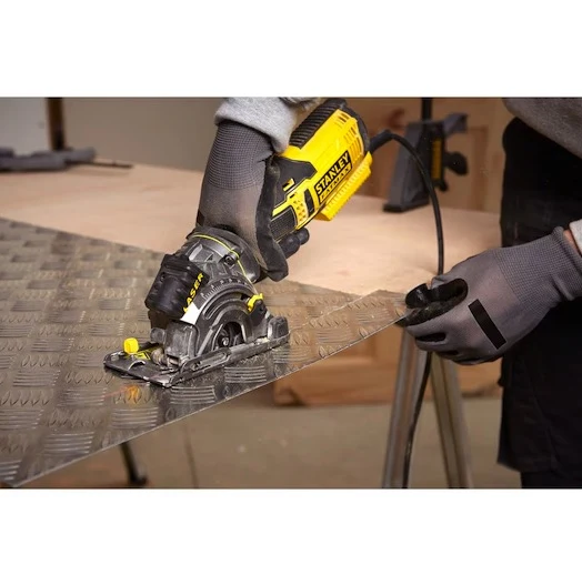 Stanley FME380K-QS Mini Sega circolare FATMAX elettrica 220V - 650W