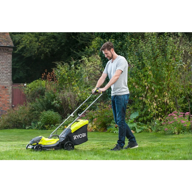 Ryobi RLM18C33B25 - Rasaerba Tagliaerba a batteria 18V, 1 batteria da 2,5 Ah