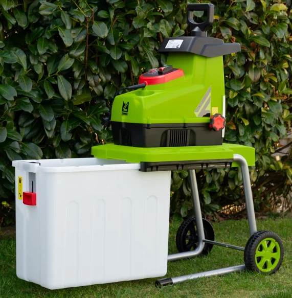Zipper ZI-GHAS2800 - Biotrituratore elettrico per giardino 220V , ramo max 40 mm