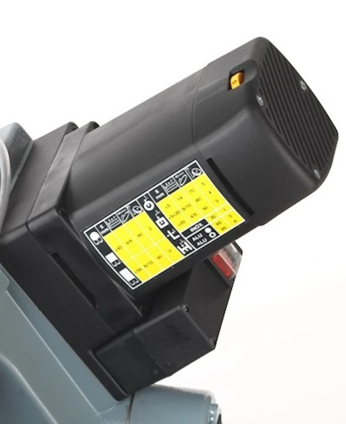 Femi 1750 XL Segatrice a nastro 220v - 2000W