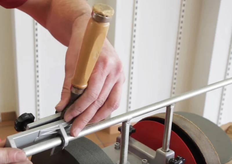 Holzmann NTS 250 PRO - Affilatrice combinata da banco