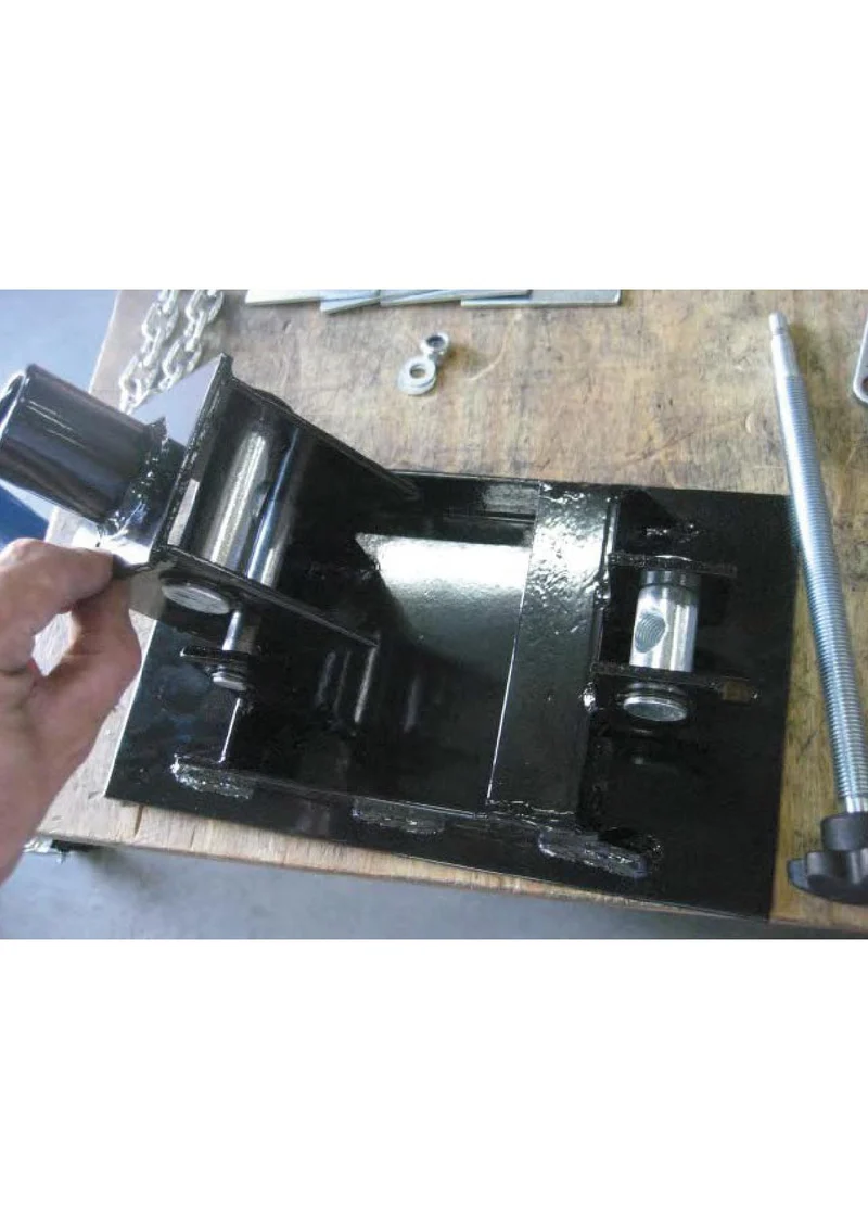Sollevatore idraulico per fossa e sottoponte inclinabile 500kg Fervi 0094