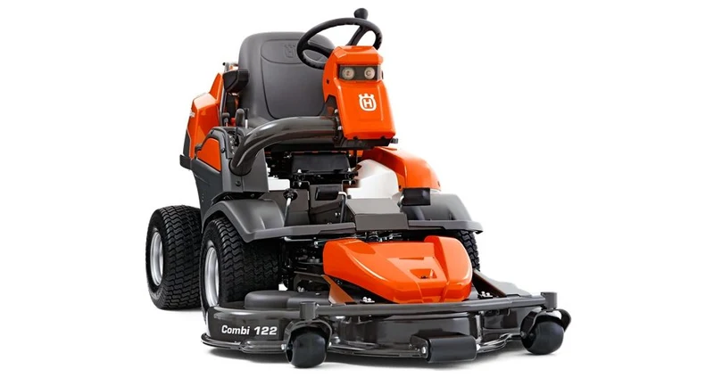Trattorino con piatto frontale Husqvarna P 524