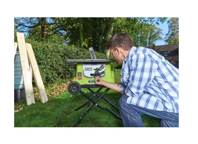 Ryobi RTS1800EF-G 1800W - Banco sega 1800W con Soft-Start, prolunghe, base retrattile e ruote