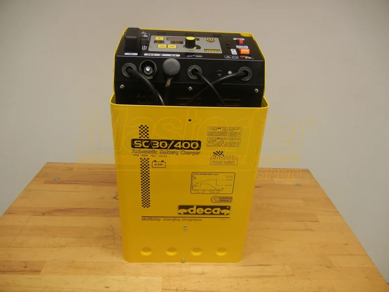 Avviatore caricabatterie mantenitore 12-24V - Deca SC 30/400 (carica 30 A - avviamento 400 A) con Microprocessore