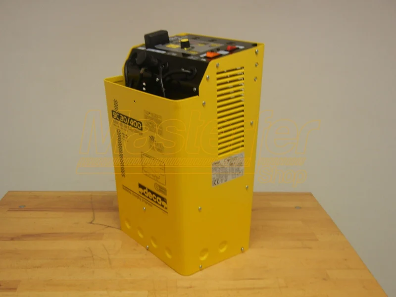 Avviatore caricabatterie mantenitore 12-24V - Deca SC 30/400 (carica 30 A - avviamento 400 A) con Microprocessore